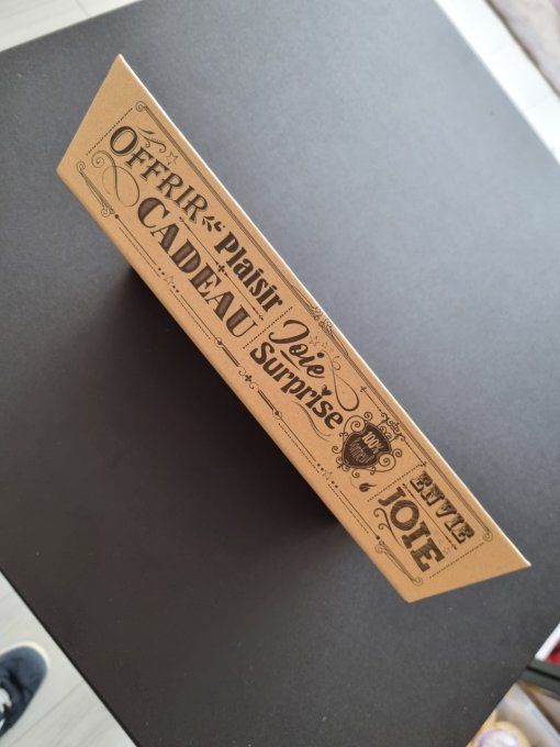 Corbeille carton design