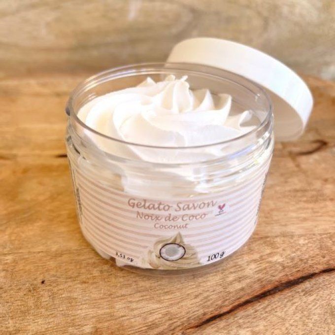 Chantilly de douche et bain exfoliante à la poudre de noyau d’abricot 100 g