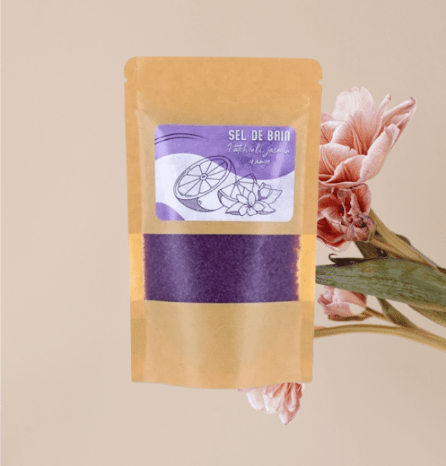 Sels de bain aux huiles essentielles de Patchouli, Orange et Jasmin.