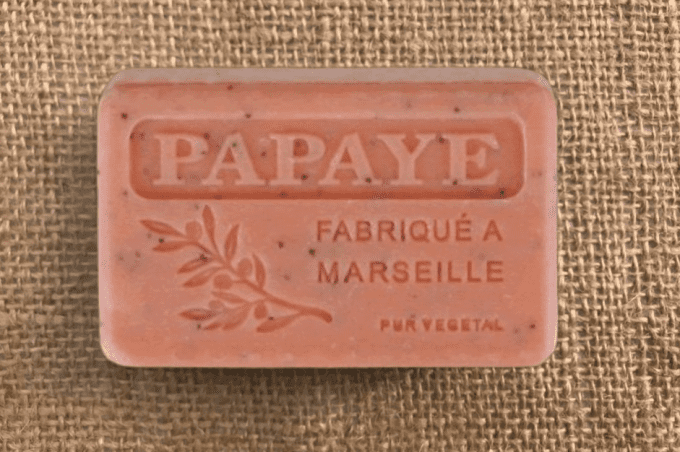 Savon de provence enrichi au beurre de karité - Parfum Papaye